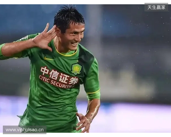 邵佳一：国足没有梅西C罗姆巴佩，不可能把球给一个人就解决问题